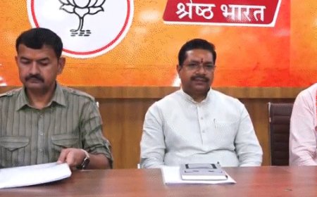'जेन-जी' शब्द से बीजेपी का परहेज, जयपुर में अजेय कुमार बोले— "हमारा शब्द युवा शक्ति", बैठक में नेताओं ने यूडीएच मंत्री से जताई नाराजगी