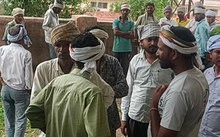 जिला परिषद ऑफिस की छत से गिरकर कर्मचारी की मौत:डूंगरपुर में ड्यूटी के दौरान बाथरूम जाते समय हुआ हादसा