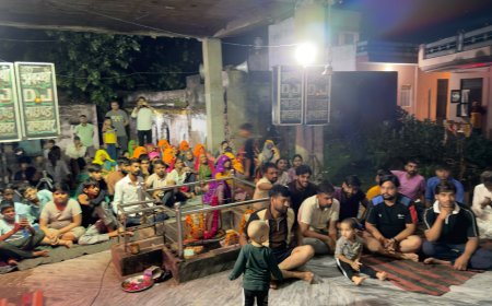 महुवा: सावन के पावन माह में रचाया गया शिव-पार्वती विवाह उत्सव: झांकी और कथा सुन भाव-विभोर हुए श्रद्धालु, विशाल भंडारे में उमड़ा जनसैलाब