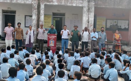 'घर का बीज, जंगल पहुँचाओ' महाअभियान: तखतगढ़ के विद्यार्थियों ने सीखी सीड बॉल बनाने की तकनीक, ओमप्रकाश कुमावत ने दिया पर्यावरण संदेश