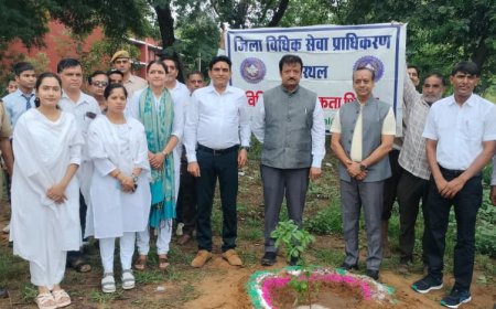 'आने वाली पीढ़ियों के लिए पेड़ लगाना जरूरी': खैरथल नवोदय विद्यालय में न्यायिक अधिकारियों ने रोपे छायादार और औषधीय पौधे