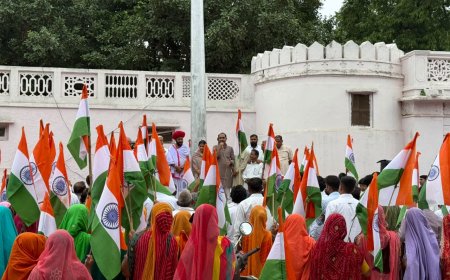 भाजपा ने हर घर तिरंगा अभियान के तहत निकली भव्य वाहन रैली, रामझरोखा से शहीद स्मारक तक गूंजा भारत माता के जयकारों से शहर