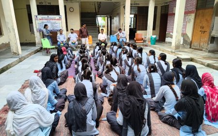 अंतर्राष्ट्रीय किशोर दिवस: कस्तूरबा गांधी बालिका छात्रावास में स्वास्थ्य जांच शिविर आयोजित, छात्राओं को दिए सेहतमंद रहने के टिप्स