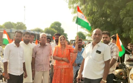 देशभक्ति के रंग में रंगा बोरावड़: हाथ में तिरंगा और 'वंदे मातरम्' के जयघोष के साथ हाथी गेट पहुंची यात्रा