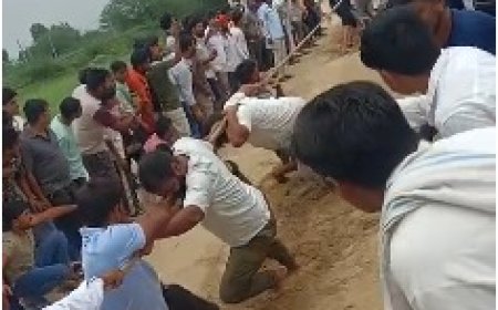 लक्ष्मणगढ़ में स्वाधीनता दिवस पर बिखरे खेल के रंग: श्री सार्वजनिक पुस्तकालय ने कराई प्रतियोगिताएं; रस्साकशी और जलेबी कूद में बच्चों ने दिखाया उत्साह