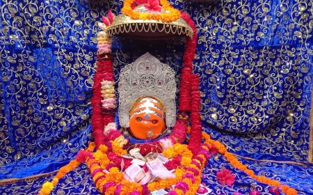 सकट में चौथ माता मंदिर पर उमड़ा आस्था का सैलाब: महिलाओं ने व्रत रख की अखंड सुहाग की कामना