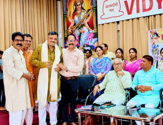 विश्व हिंदू परिषद गोरक्ष प्रांत के उपाध्यक्ष बने विशाल जायसवाल; क्षेत्र में खुशी की लहर