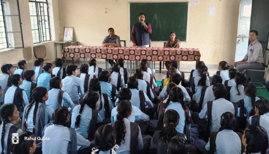 विद्यार्थियों को 'गुड टच-बैड टच', पोक्सो कानून और आत्म-सुरक्षा की दी जानकारी: भरतपुर में विधिक जागरूकता शिविर आयोजित