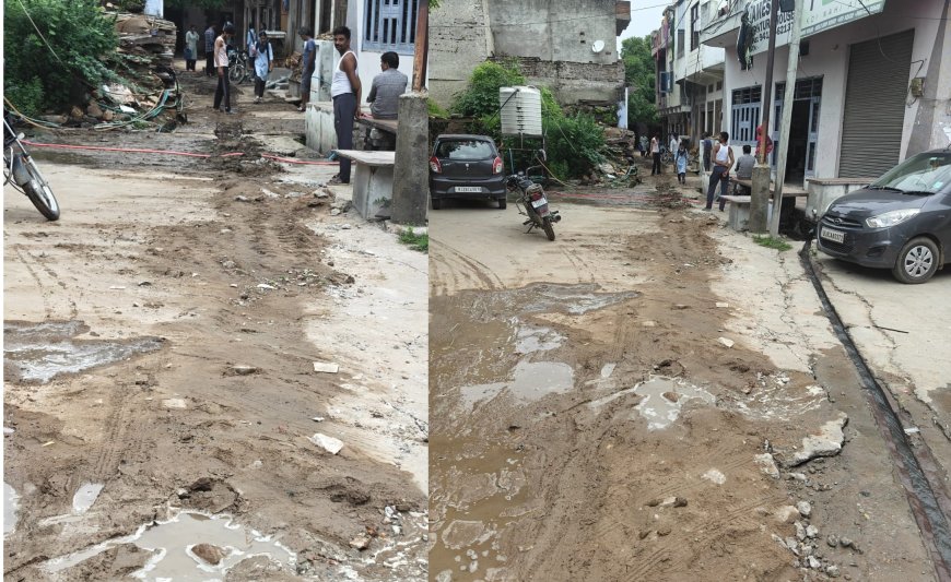 जहाजपुर में जलदाय विभाग की लापरवाही: पाइपलाइन बिछाकर ठेकेदार भूला सड़क की मरम्मत, कीचड़ और गड्ढों में तब्दील हुईं सड़कें