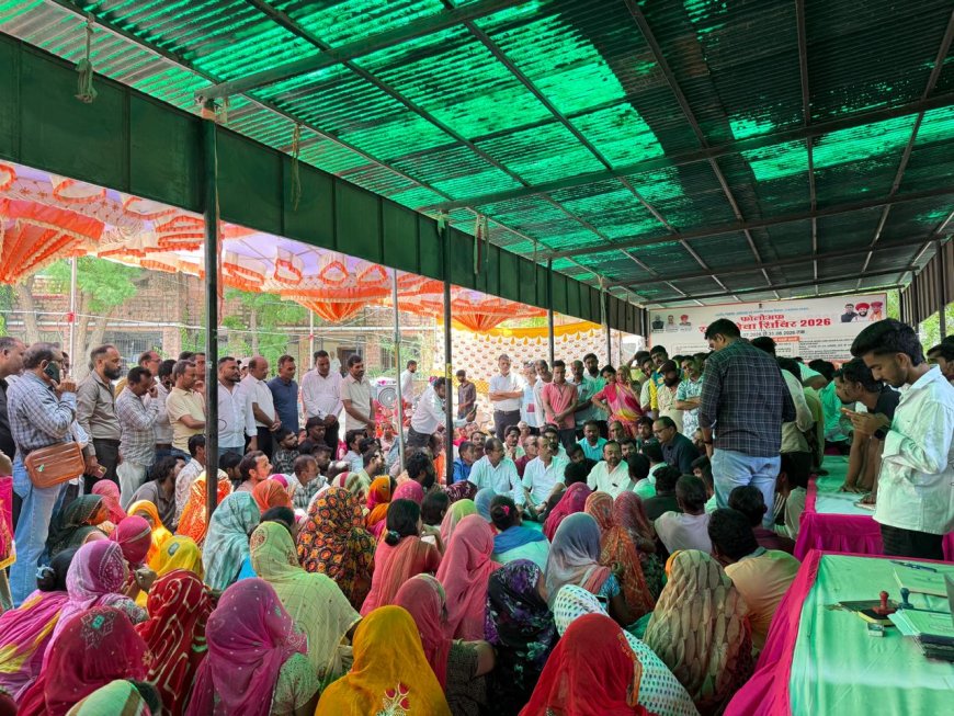 22 दिनों से जारी धरने से चरमराई शहर की सफाई व्यवस्था; लोढ़ा ने दी कार्रवाई की चेतावनी, आयुक्त ने दिया जल्द वेतन भुगतान का आश्वासन