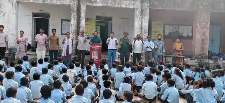 'घर का बीज, जंगल पहुँचाओ' महाअभियान: तखतगढ़ के विद्यार्थियों ने सीखी सीड बॉल बनाने की तकनीक, ओमप्रकाश कुमावत ने दिया पर्यावरण संदेश