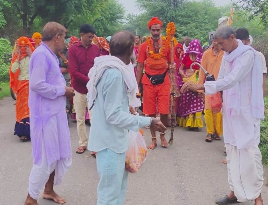 27 दिन में 900 किलोमीटर की कठिन पदयात्रा: सकट का शिवभक्त दिनेश गंगोत्री से लाया कांवड़, वैदिक मंत्रोच्चार के साथ किया जलाभिषेक