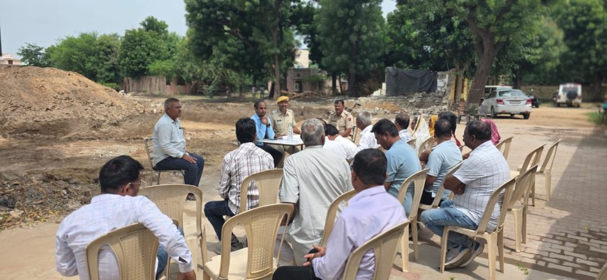 तखतगढ़ पुलिस थाने में सीएलजी बैठक: आगामी त्योहारों पर शांति और सौहार्द की अपील, चोरी और साइबर ठगी पर हुई गहन चर्चा