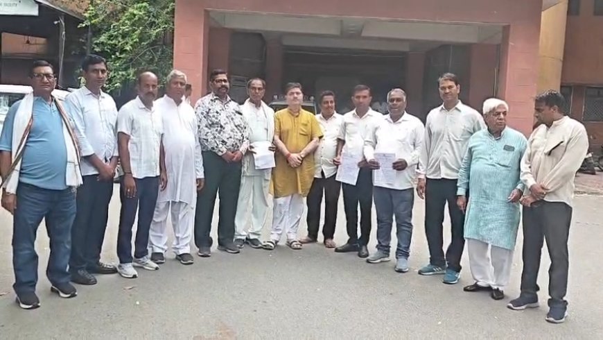 OBC सूची में 'घांची' और 'तेली' प्रविष्टियों को एक करने की मांग: तैलिक साहू महासभा ने मुख्यमंत्री के नाम सौंपा ज्ञापन