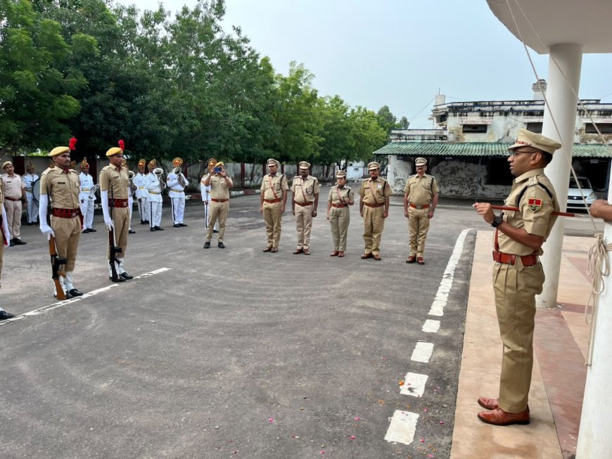 पुलिस लाइन और एसपी कार्यालय में हुआ ध्वजारोहण; वैर एएसपी, भुसावर सीओ और हलैना थाना प्रभारी ने भी दी राष्ट्रध्वज को सलामी