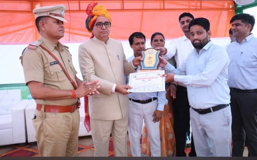लक्ष्मणगढ़ में 80वें स्वतंत्रता दिवस का जश्न: खेल मैदान में SDM ने फहराया तिरंगा; प्रतिभाएं व कर्मचारी सम्मानित