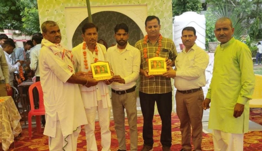 उत्साह और उमंग के साथ मना राष्ट्रीय पर्व: सकट के विद्यालयों में ध्वजारोहण, भामाशाहों व भागीरथ सेना ने होनहारों को किया पुरस्कृत