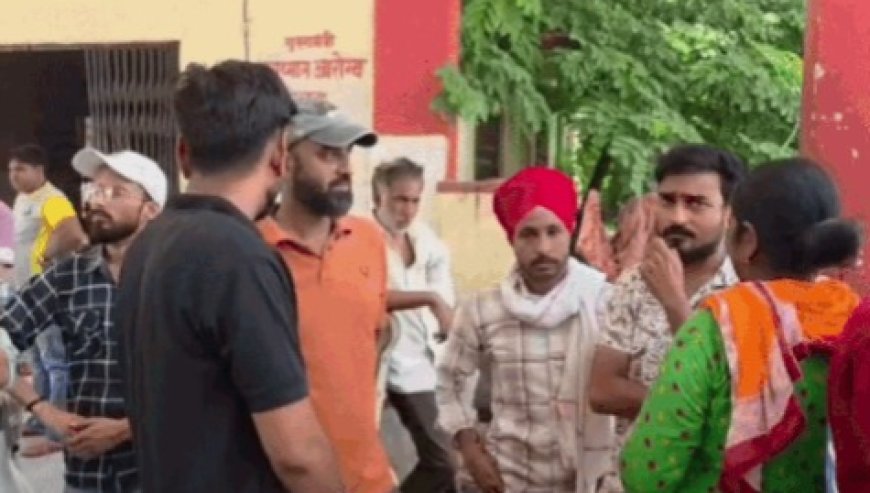 गोविंदगढ़ की महिला के पेट में ही थम गईं नवजात की सांसें: परिजनों का अस्पताल में हंगामा, प्रशासन ने दिए जांच के आदेश