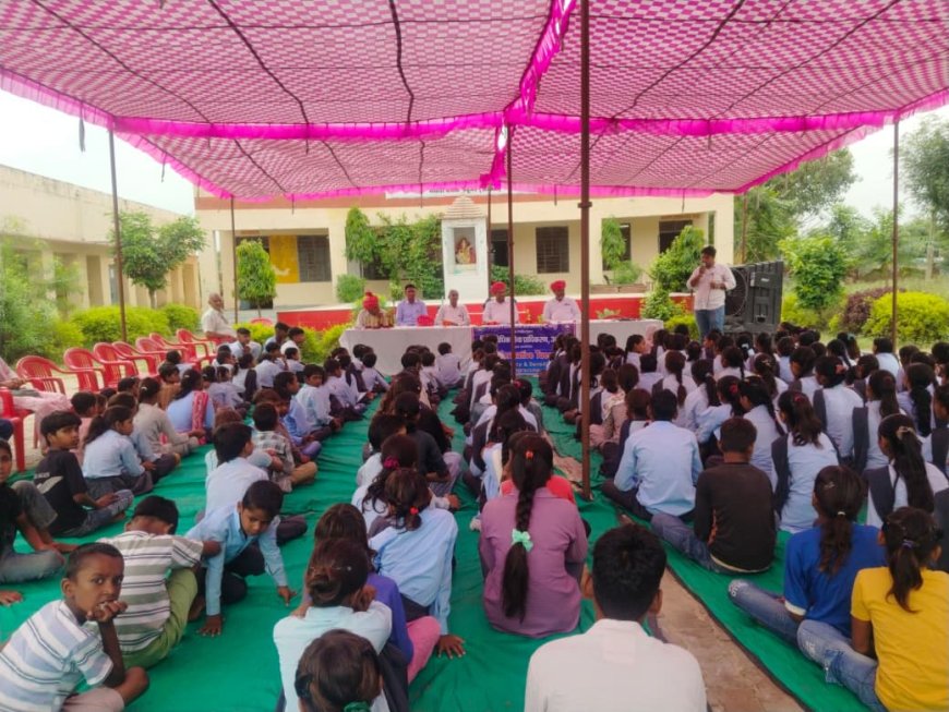 कठूमर में ‘ट्रांसफॉर्मेटिव ट्यूसडेज’ अभियान का शुभारंभ; विद्यालयों में आयोजित हुए विधिक जागरूकता एवं संवेदीकरण शिविर