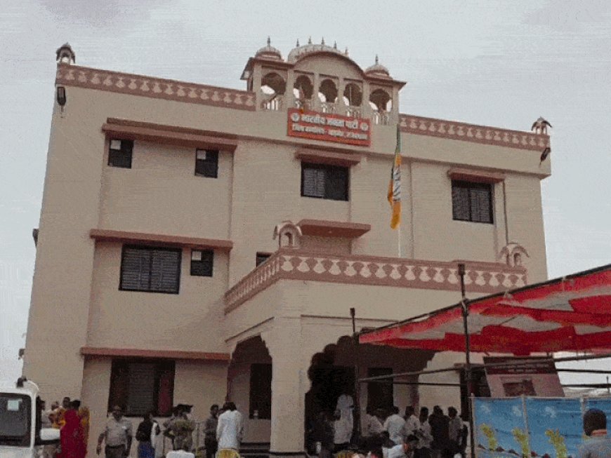 बाड़मेर निकाय चुनाव की बिसात:कांग्रेस और भारतीय जनता पार्टी दलों में दावेदारों ने अपनी ताल ठोकी