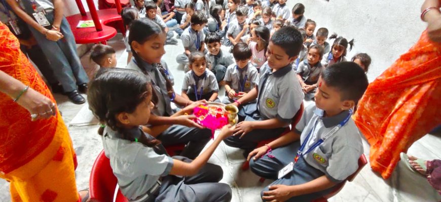 सृजन विद्यापीठ में मनाया रक्षाबंधन उत्सव, बच्चों ने बनाई आकर्षक राखियां