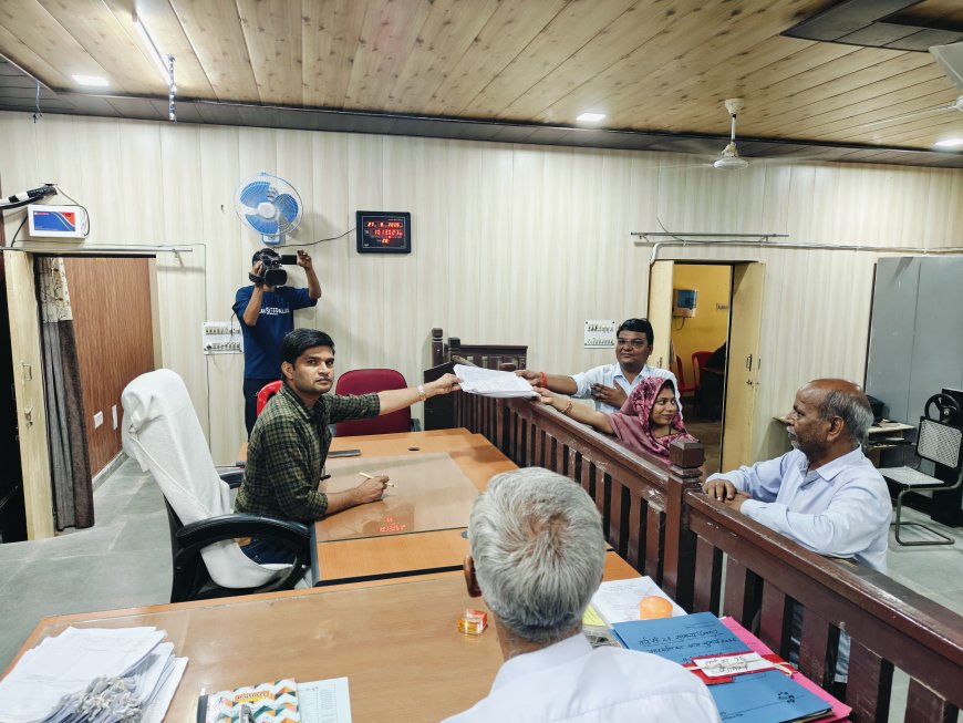 महुवा नगर पालिका चुनाव: 13 अभ्यर्थियों ने दाखिल किए आवेदन, भाजपा-कांग्रेस से एक-एक प्रत्याशी