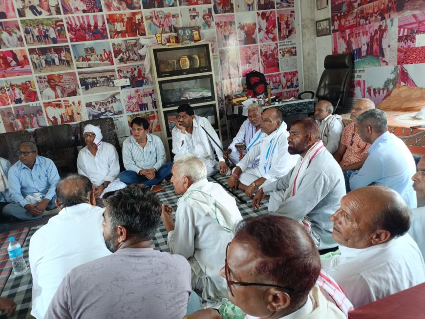 सामूहिक विवाह सम्मेलन की तैयारियों को लेकर बैठक आयोजित, छात्रावास निर्माण के लिए मिले 3.51 लाख
