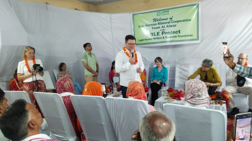 जर्मनी से आए प्रतिनिधिमंडल ने लुपिन वेलफेयर द्वारा संचालित योजनाओं का किया निरीक्षण
