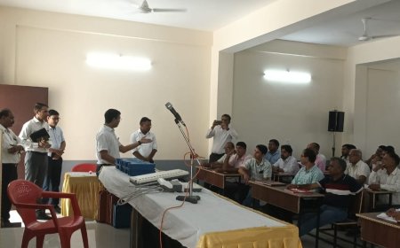 नगर निकाय चुनाव 2026: पीठासीन अधिकारियों को मिला ईवीएम और मतदान प्रक्रिया का प्रशिक्षण, निष्पक्ष चुनाव कराने के सख्त निर्देश
