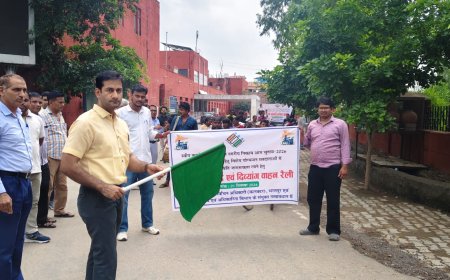लोकतंत्र के महापर्व में दिव्यांगों की भागीदारी: भरतपुर में निकाली गई दिव्यांग वाहन रैली, दिया शत-प्रतिशत मतदान का संदेश