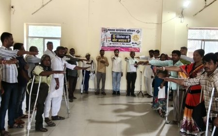 महुवा में लोकतंत्र का उत्सव: दिव्यांग मतदाताओं का दिखा बुलंद हौसला, ट्राइसाइकिल रैली निकाल ली शत-प्रतिशत मतदान की शपथ