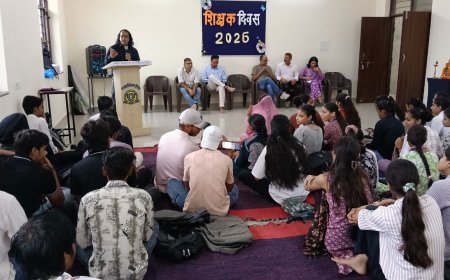राजकीय महाविद्यालय खैरथल में मनाया शिक्षक दिवस; शिक्षकों का सम्मान कर विद्यार्थियों ने व्यक्त किया आभार