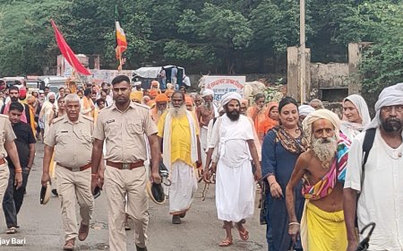 जयकारों के साथ लोहार्गल की प्रसिद्ध 24 कोसी परिक्रमा शुरू, ठाकुर जी की पालकी का पहला पड़ाव किरोड़ी धाम