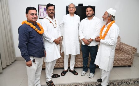 पूर्व मुख्यमंत्री अशोक गहलोत से जमालुद्दीन केड ने की खास मुलाकात, आगामी पंचायत चुनाव पर हुई चर्चा