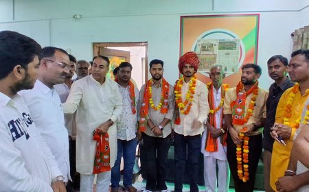 मतदान से पहले जहाजपुर में सियासी ‘खेला’! भाजपा ने कांग्रेस का उड़ाया पहला विकेट, दो प्रत्याशियों ने बदला पाला