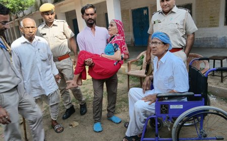 महुवा नगरपालिका चुनाव शांतिपूर्ण संपन्न: 82.92% वोटिंग, पुलिस पेट्रोलिंग से व्यवस्था चाक-चौबंद, आमजन ने जताया आभार