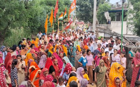 नीमला में हनुमानजी के मेले से पूर्व ग्रामीणों ने निकाली सामुहिक ध्वज यात्रा, मेला 15 को, पद दंगल व भंडारे का होगा आयोजन