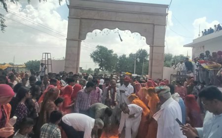 बाबा रामदेव मंदिर चटाला धाम पर हुआ भव्य मेले का आयोजन,  संत रामप्रसाद महाराज ने किया माधव द्वार का लोकार्पण व पौधारोपण