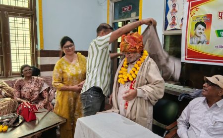हिन्दी दिवस की पूर्व संध्या पर डॉ देवेन्द्र शर्मा के दूसरे खंड काव्य का हुआ लोकार्पण