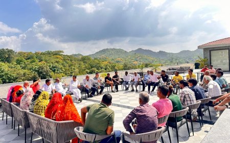 15 दिन की चुनावी भागदौड़ के बाद रिसॉर्ट में फुर्सत के पल, कांग्रेस प्रत्याशियों ने किया आगे की रणनीति पर मंथन