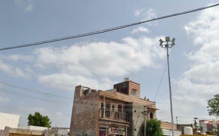 हाई मास्क लाइटों से जगमगाया गणेश चौक, ग्रामीणों को मिली राहत