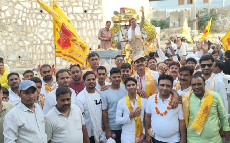 श्याम रंग में रंगा बोरावड़, 211 भक्तों का जत्था खाटूधाम रवाना:गाजे-बाजे के साथ निकली श्री श्याम मित्र मंडल की 30वीं पैदल यात्रा
