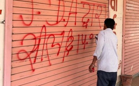 सुप्रीम कोर्ट की सख्ती के बाद JDA का बड़ा एक्शन: चिमनपुरा में अवैध व्यावसायिक दुकानों पर चला सीलिंग का डंडा