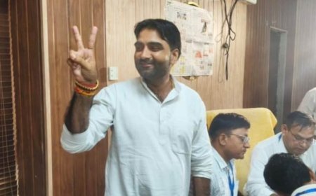मासूम बच्ची की पर्ची ने तय किया खैरथल का सभापति: 22-22 की बराबरी के बाद ड्रॉ में चमकी भाजपा के विक्रम चौधरी की किस्मत