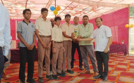 राउमावि गुन्दपुर में 70वीं राजकीय जिला स्तरीय बैडमिंटन प्रतियोगिता संपन्न; विशिष्ट अतिथियों ने किया खिलाड़ियों का सम्मान