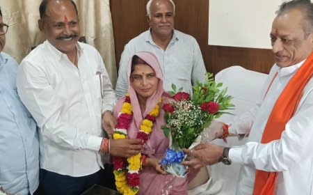 नवनिर्वाचित अध्यक्ष व उपाध्यक्ष ने किया पदभार ग्रहण, तखतगढ़ की स्वच्छता और विकास रहेगी पहली प्राथमिकता