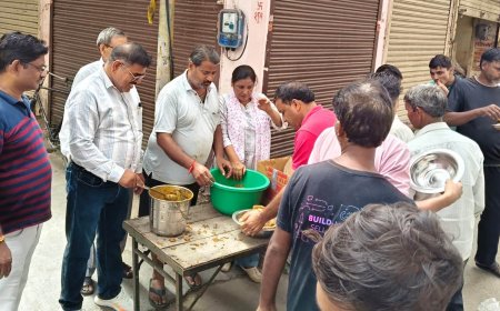 अनंत चतुर्दशी पर अखिल भारतीय ग्राहक पंचायत का सेवा कार्य: भंडारे में बांटा मालपुए-सब्जी का प्रसाद, उमड़ी श्रद्धालुओं की भीड़