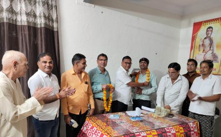 श्री खंडेलवाल वैश्य समाज खेरली की बागडोर फिर प्रमोद खंडेलवाल के हाथ, समर्थकों ने माल्यार्पण कर दी बधाई
