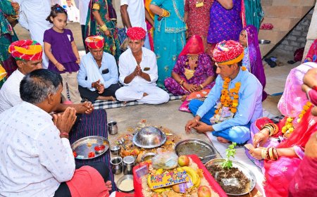श्रद्धा से मना अनंत चतुर्दशी पर्व, श्रद्धालुओं ने धारण किया 14 गांठों वाला अनंत डोरा
