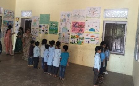 उदयपुरवाटी में 'विकसित भारत' चित्रकला प्रदर्शनी का आयोजन: पोस्टरों में चमकी विद्यार्थियों की कल्पनाशीलता और देशप्रेम